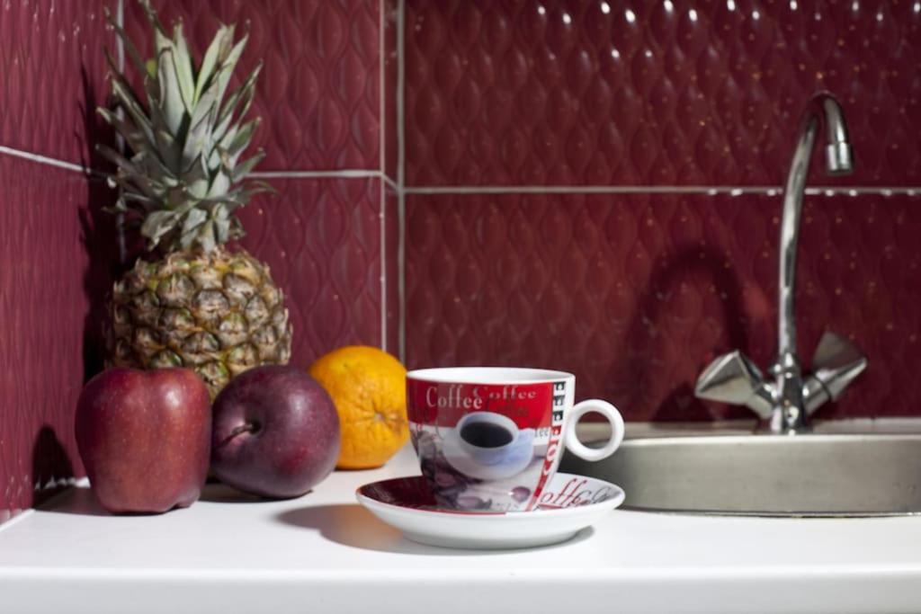 A Cozy Studio At Chalandri Atenas Exterior foto
